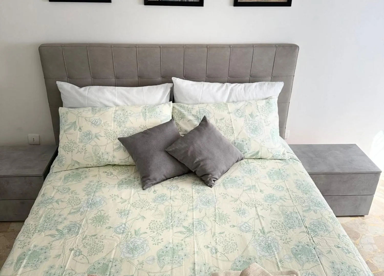 Venice Grey Apartment 0*,